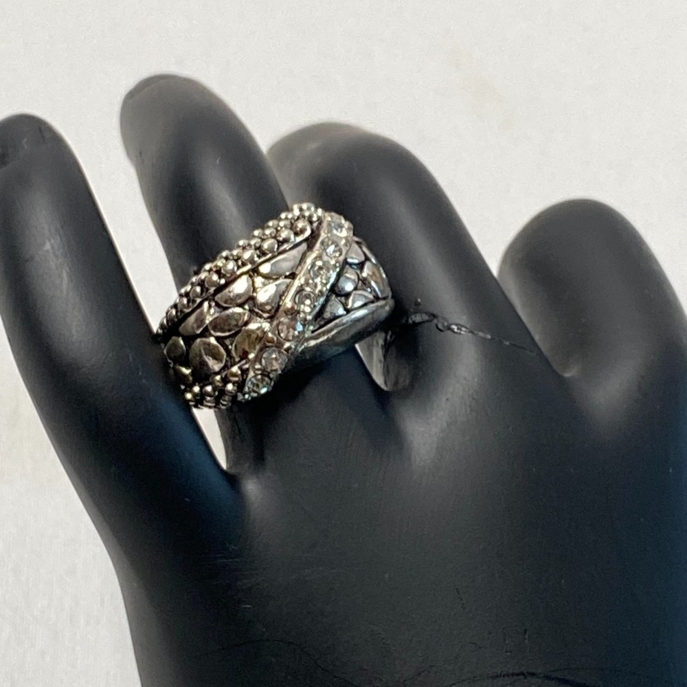 💎Ornate Silver Tone Ring Clear Stones Adjustable Stretch